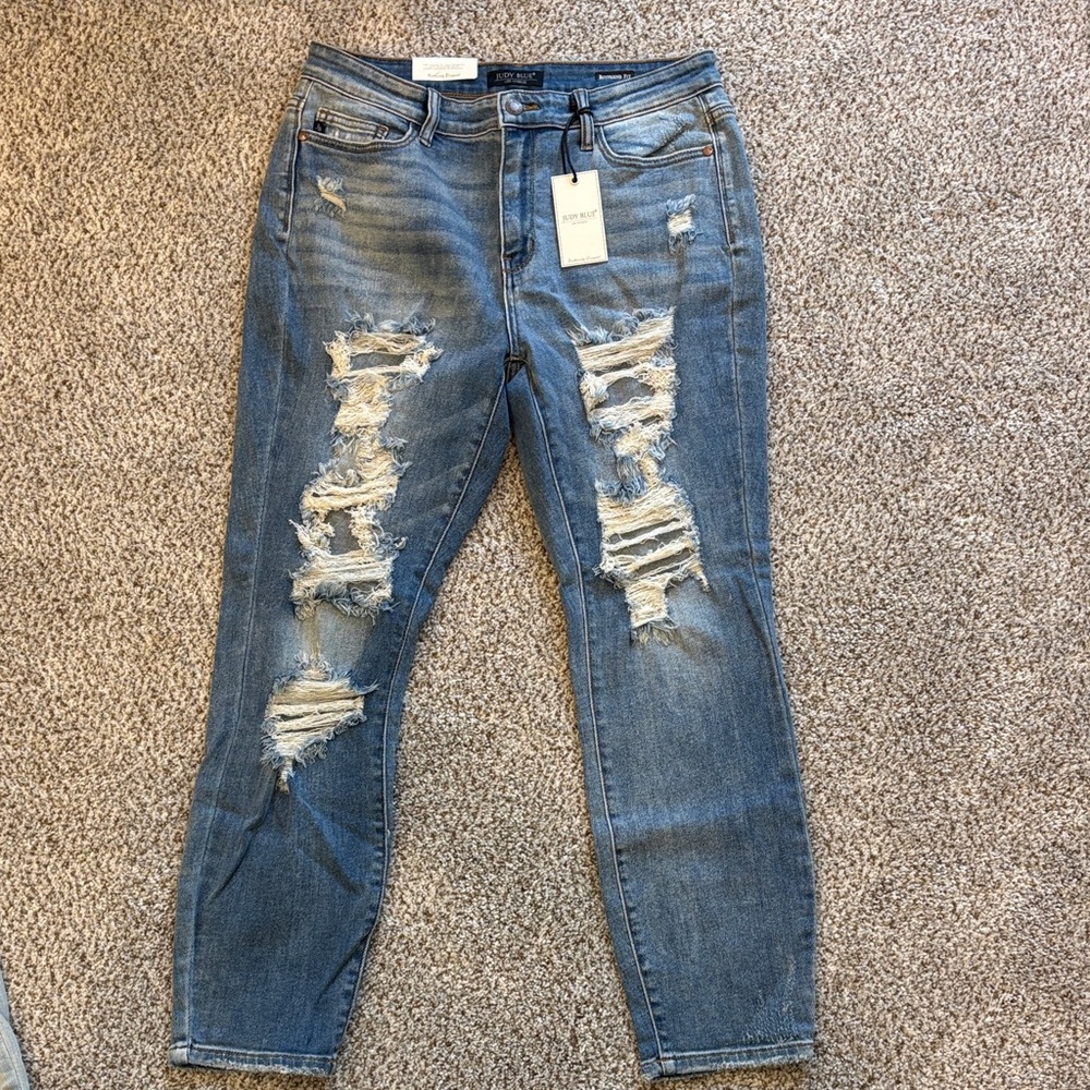 Judy BlueDistressed Blue Jeans